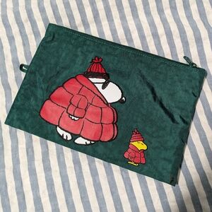 BAGGU Peanuts Medium Go Pouch